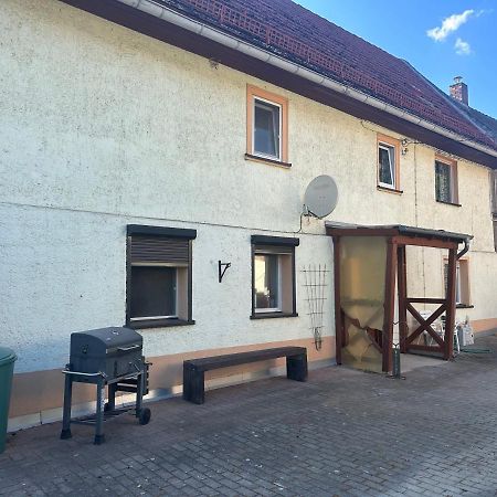 Monteurshaus Im Leipziger Suede Naehe A38 Villa Bagian luar foto